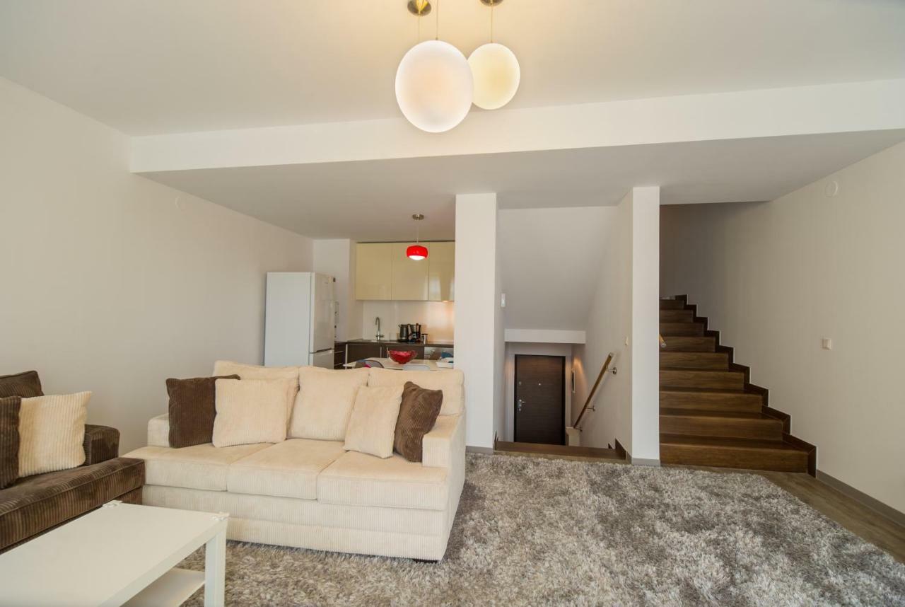 Family Apartment In Silver Mountain Resort Пояна-Брашов Экстерьер фото