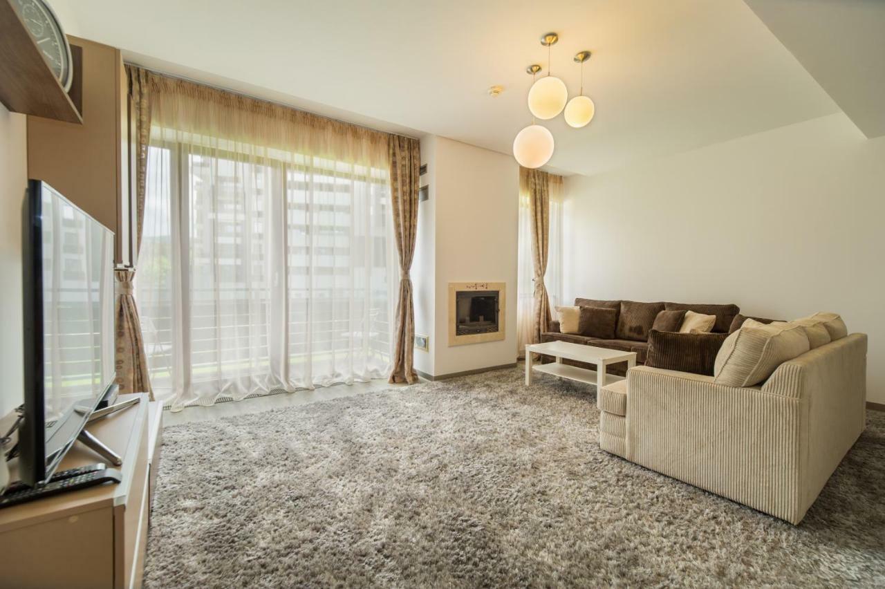 Family Apartment In Silver Mountain Resort Пояна-Брашов Экстерьер фото